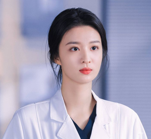 Dr. Siska Amelia, Sp.JP